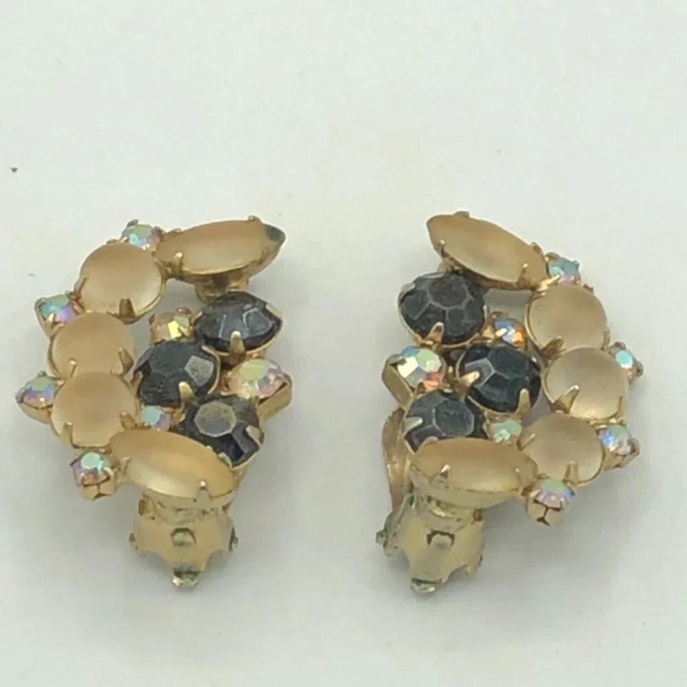 Vintage Moonstone Moon Shapped Clip On Earrings by Continental - Picture 4 of 11